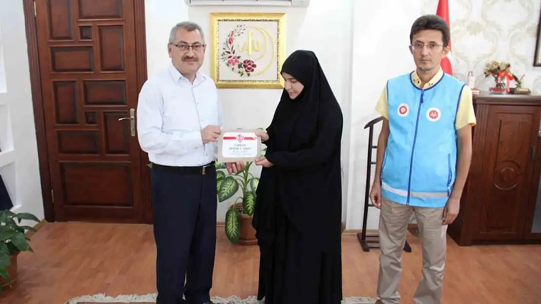 Depremzede kız, sığındığı Muğla'da 6 ayda hafız oldu