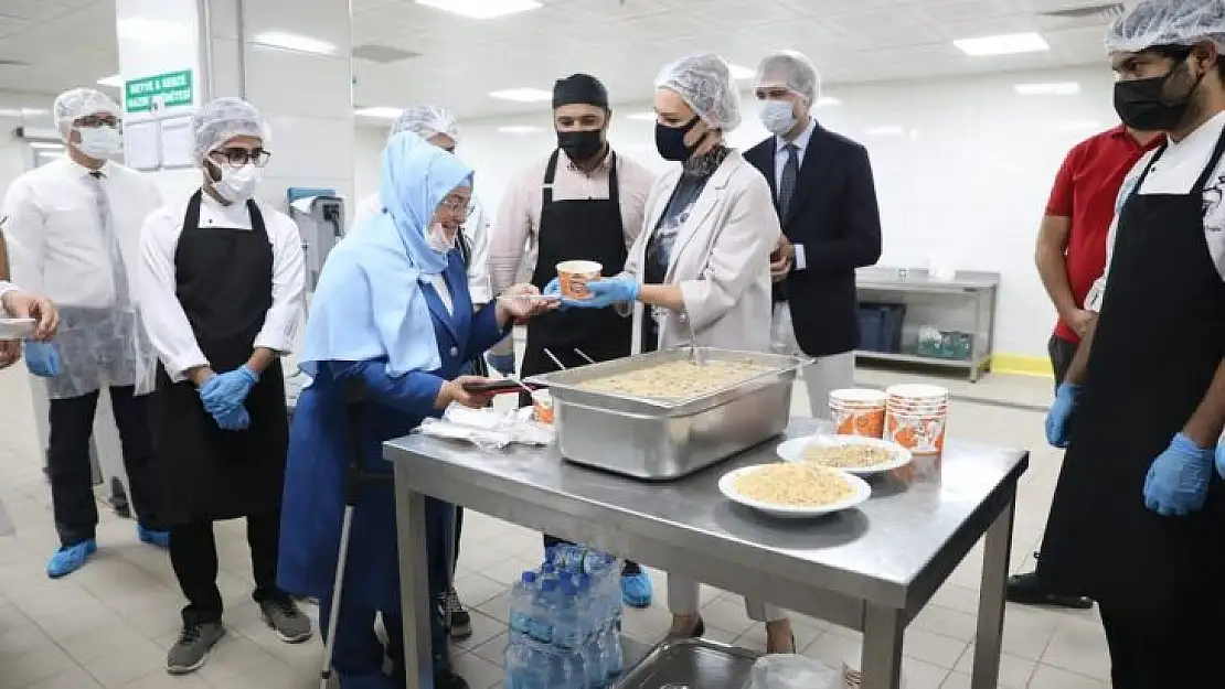 DEÜ'de kazanlar birlik ve berberlik için kaynadı