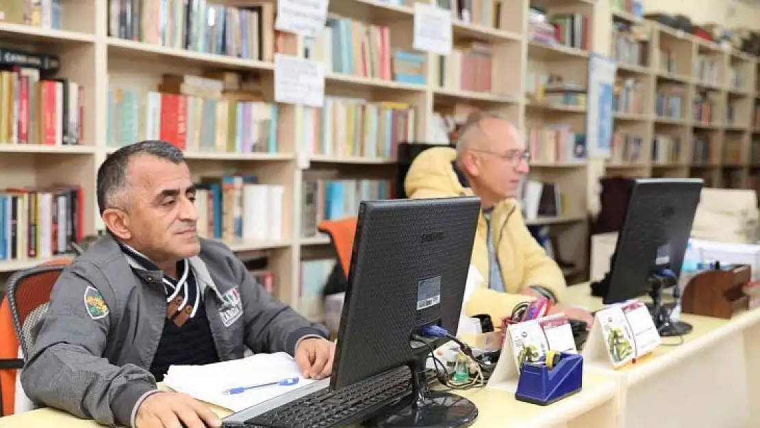 Didim Belediyesi 7'den 70'e herkese okumayı sevdiriyor