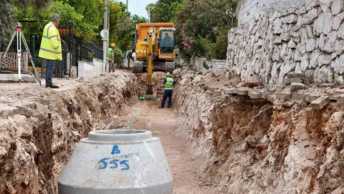 Didim'de altyapı çalışmaları son sürat devam ediyor