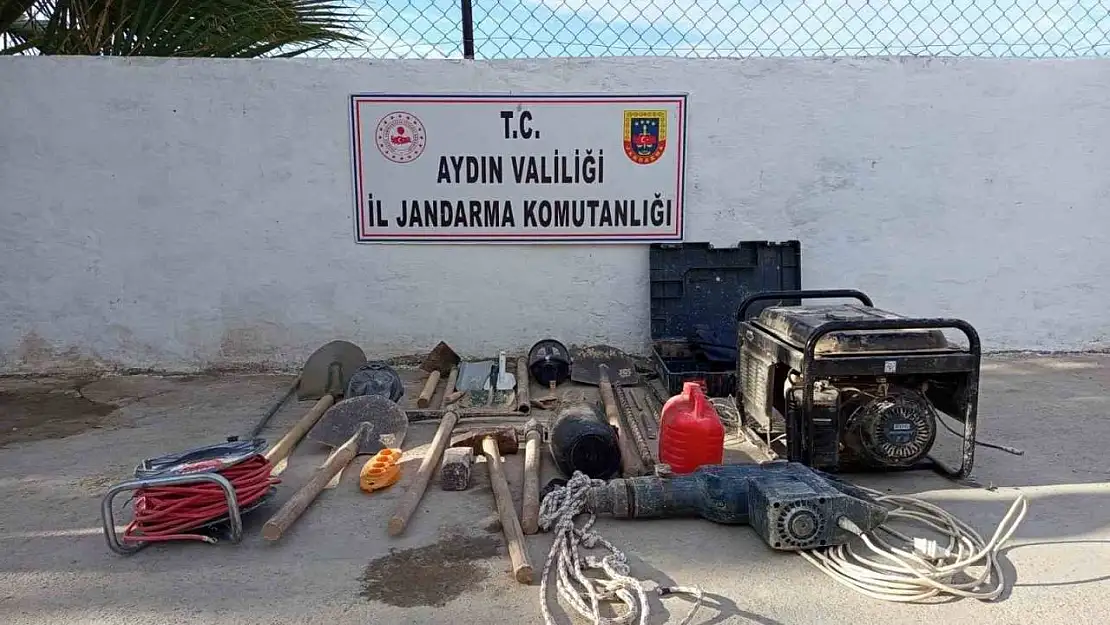 Didim'de kaçak kazı yapan 3 şüpheli suçüstü yakalandı