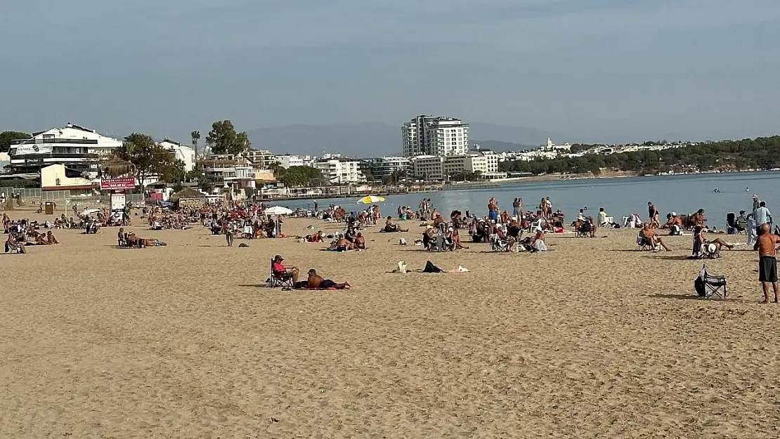 Didim'de Kasım ayında deniz keyfi