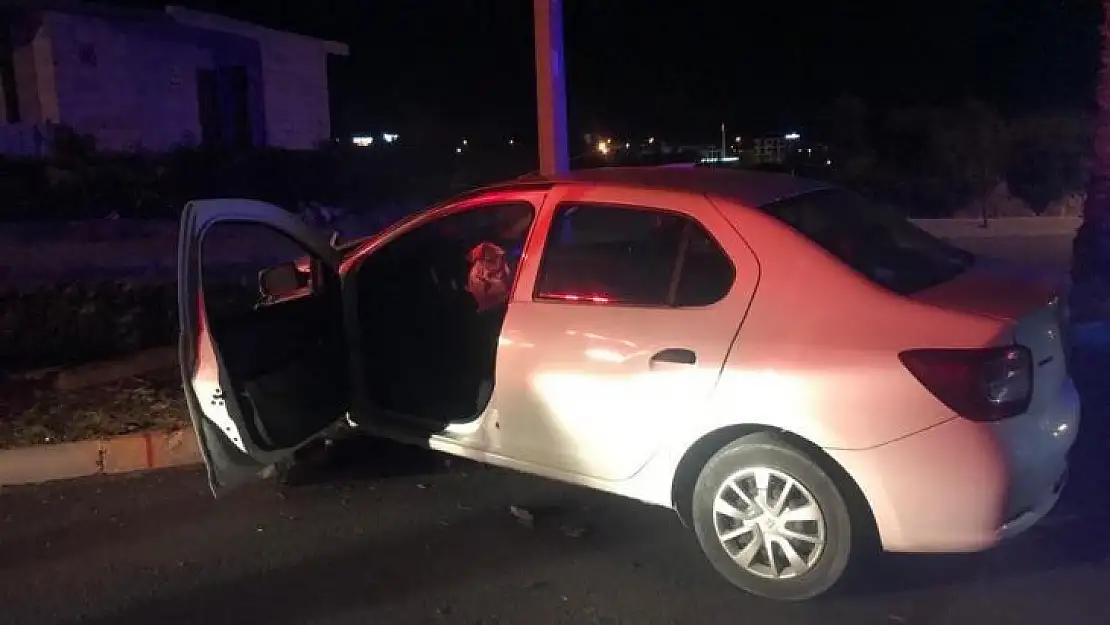 Didim'de trafik kazası: 2 yaralı
