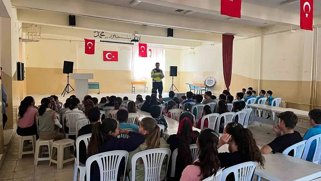Didim ve Bozdoğan'da öğrencilere trafik kuralları anlatıldı