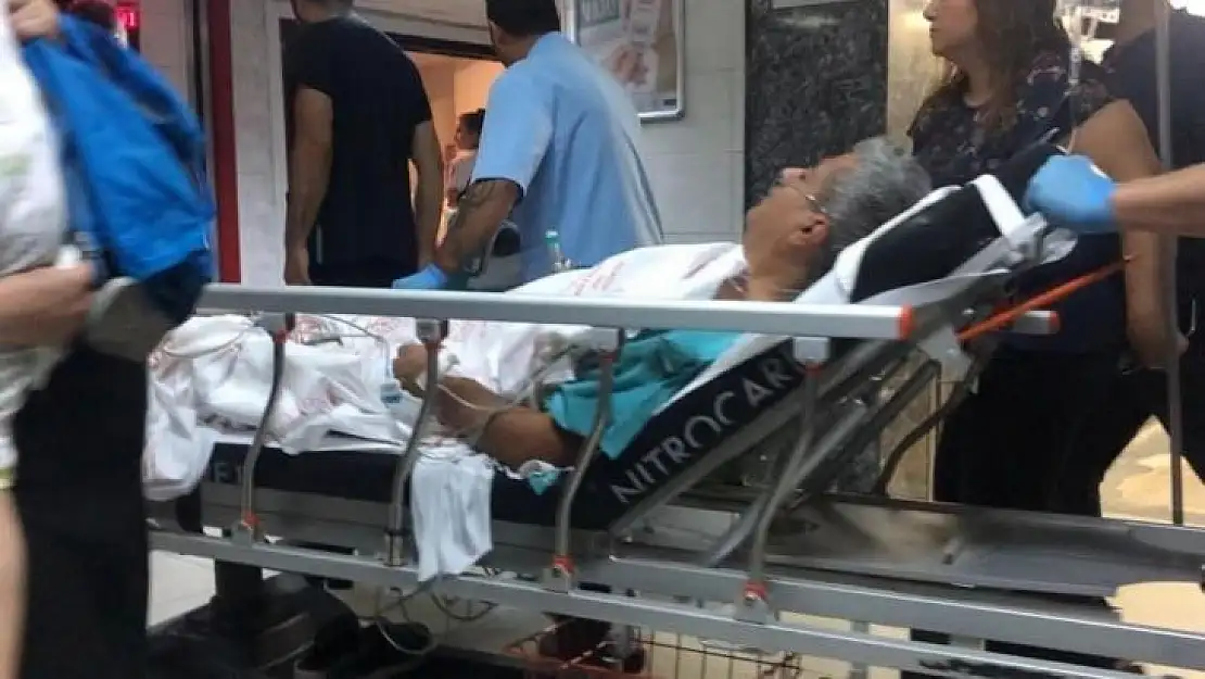 Dişini çeken hekimi bıçaklayan gencin cezasında indirim