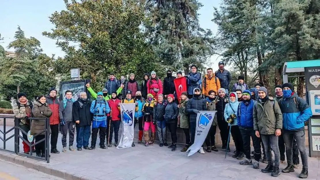 Doğaseverler Yunusemre Belediyesi ile yürüyüş etkinliğinde buluştu