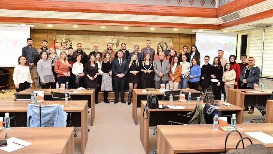 DTO'da 'Protokol ve İş Kültürü' eğitimi büyük ilgi gördü