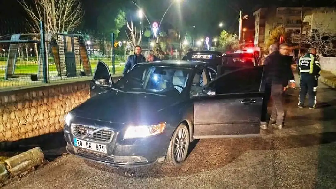 Dur ihtarına uymayan araçta yakalandı