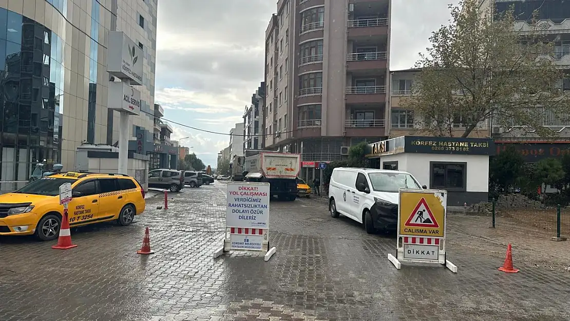 Edremit Belediyesi'nden yol düzenleme çalışmaları