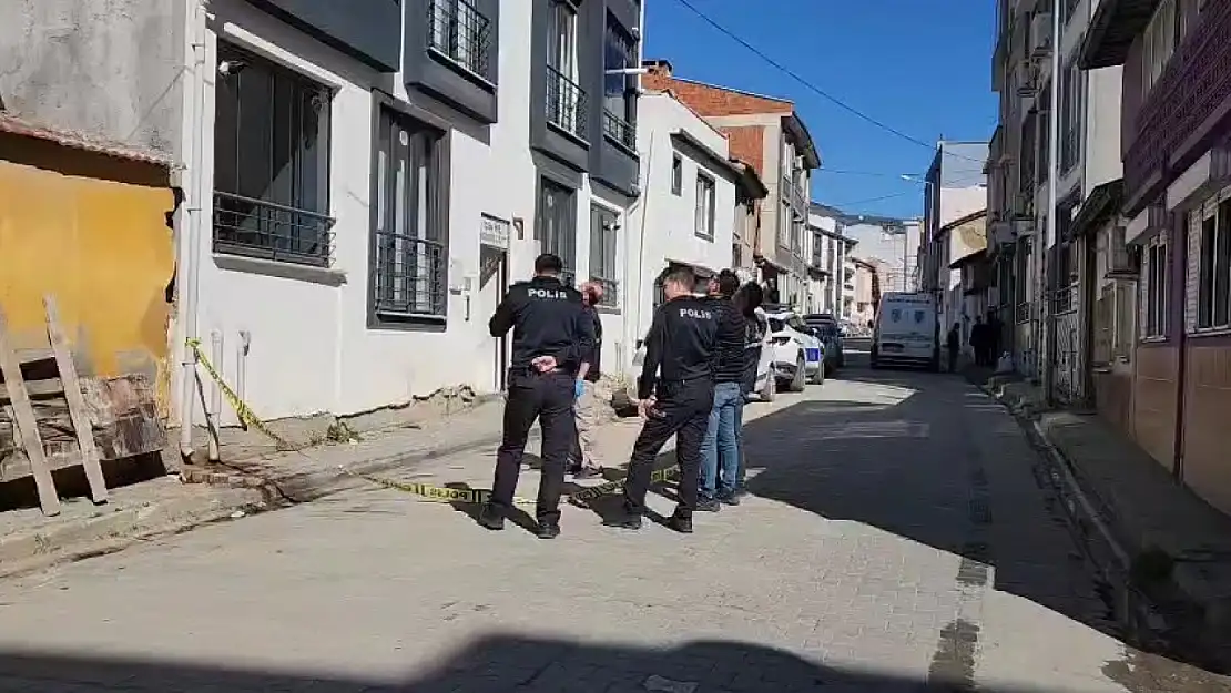 Edremit'te yüksekten düşen şahıs hayatını kaybetti
