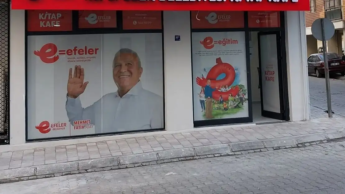 Efeler'de 11'inci Kitap Kafe açılış için gün sayıyor
