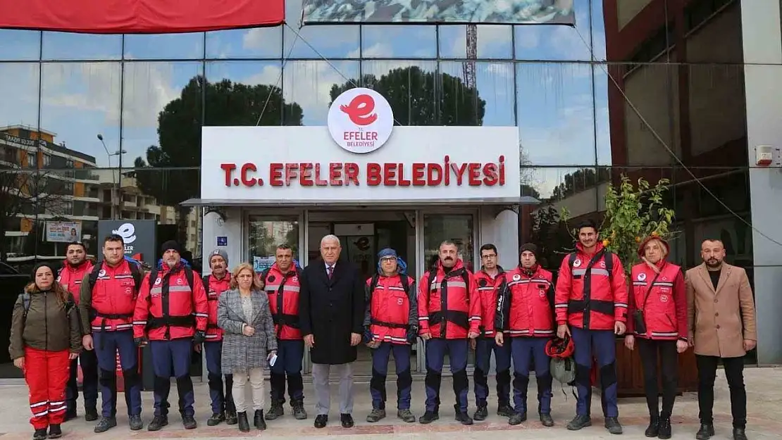 Efeler'de yardım seferberliği başladı, EFAK ekipleri yola çıktı