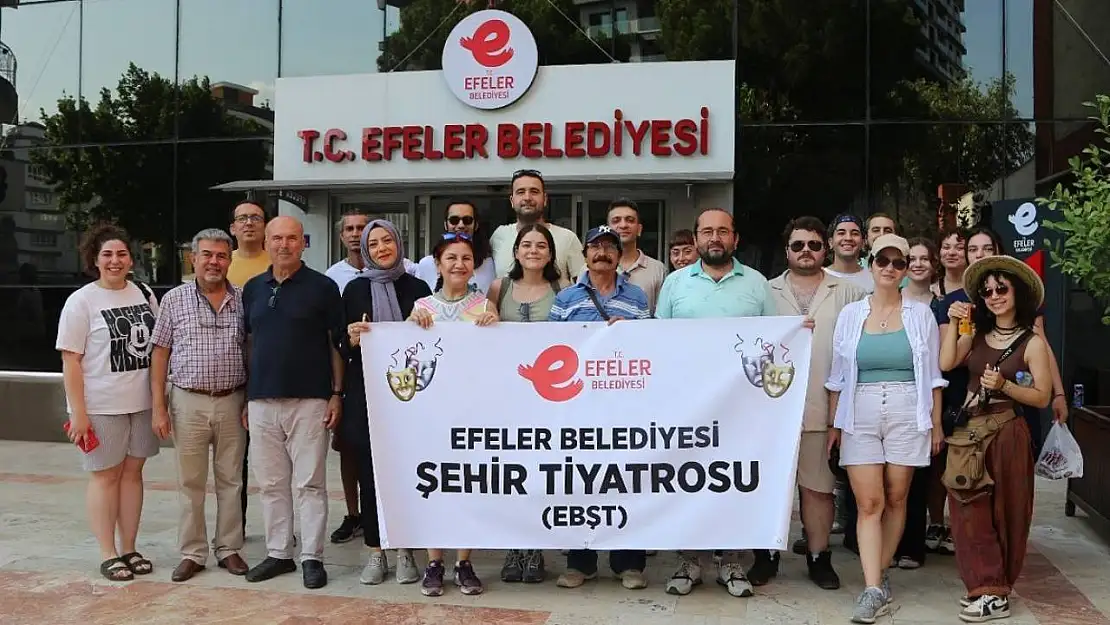 Efeler'in sanat yüzlerine ödül