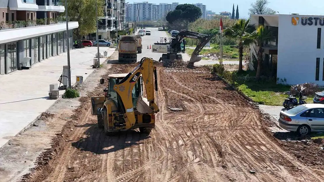Efeler Zeybek Mahallesi'ndeki yol yenileniyor
