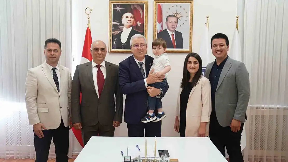 Ege Üniversitesi ortaklığında 'Yapay zekâ destekli hibrit biyomekanik test cihazı' geliştirildi