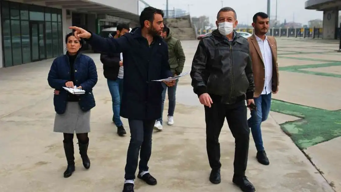 Emin Adanur, Timsah Park'ta incelemelerde bulundu