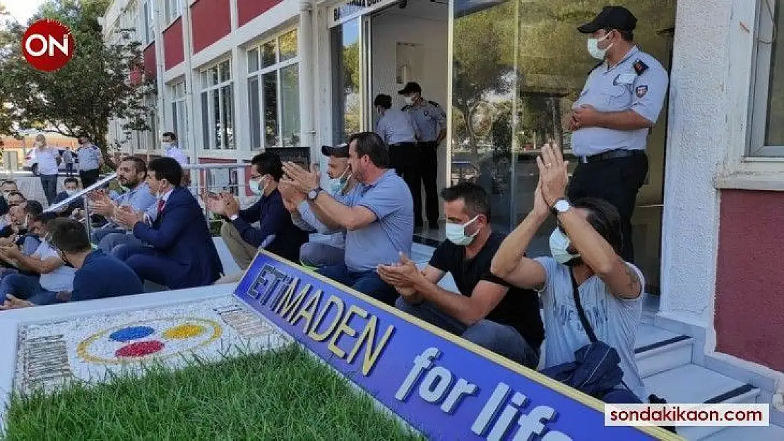 Eti Maden'de oturma eylemi