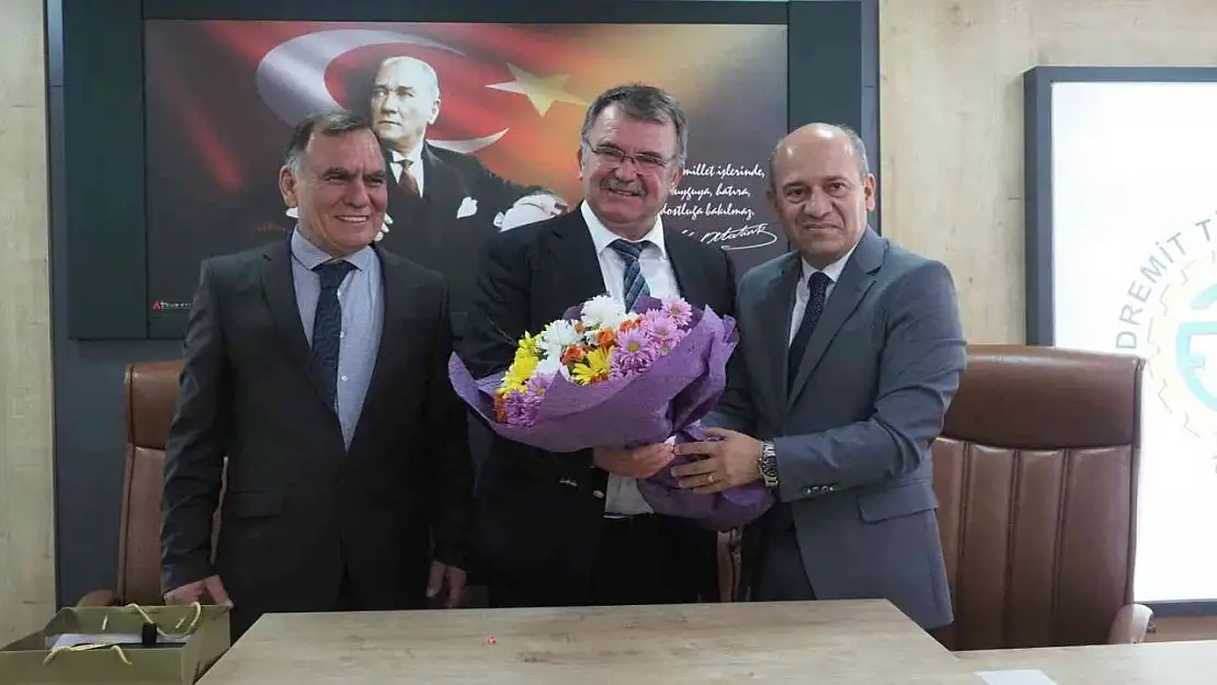 ETO'nun yeni yönetimi mazbatasını aldı