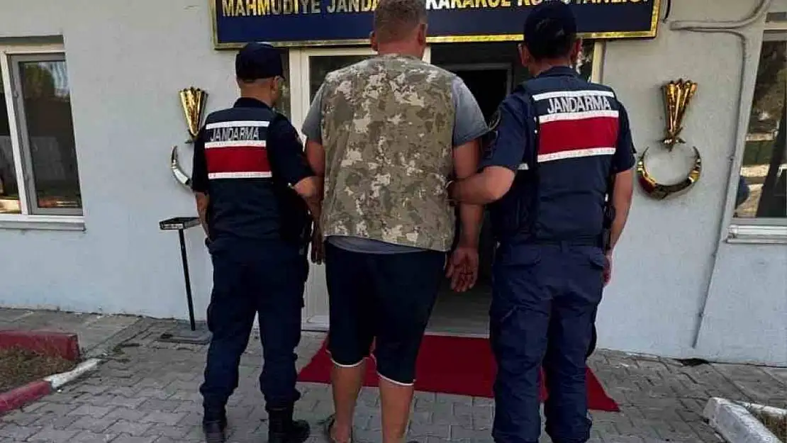 Ezine'de yangına neden olan balya makinesi operatörü hakkında adli işlem başlatıldı