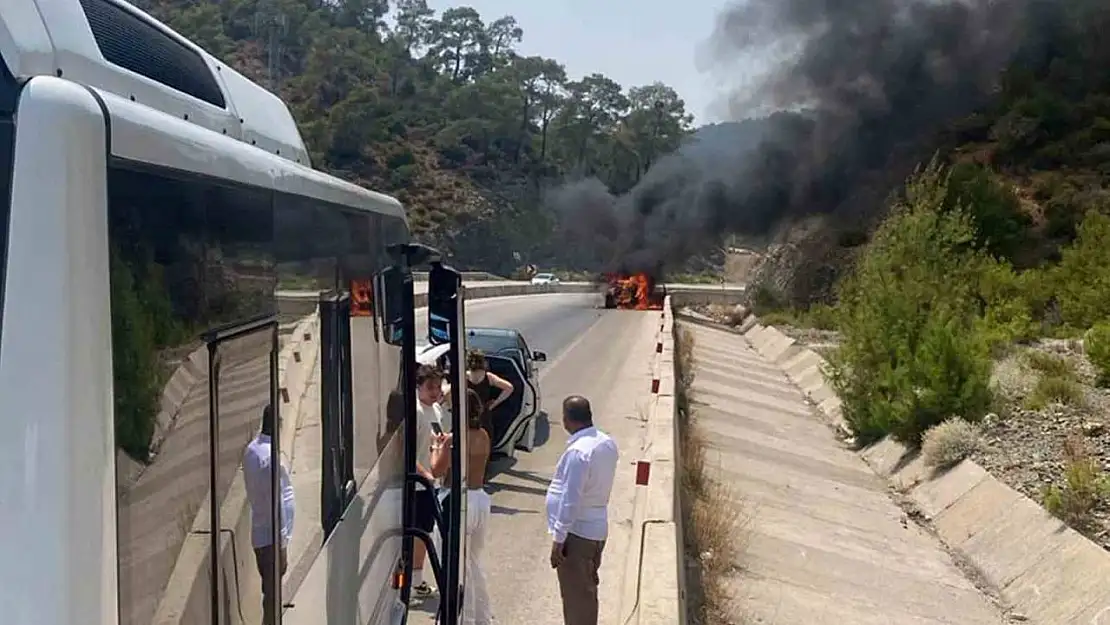 Fethiye'de araç yangını