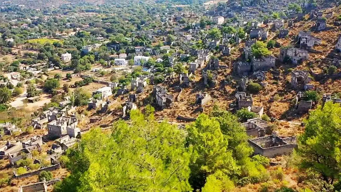 Fethiye'de Belediye personelinin de bulunduğu şüphelilere rüşvet operasyonu:12 göz altı