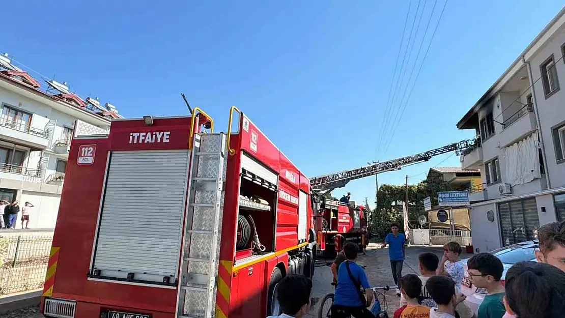 Fethiye'de çakmakla oyun yangın çıkardı