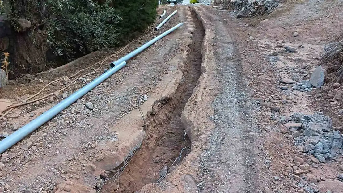 Fethiye'de eskiyen içme suyu hatları yenileniyor