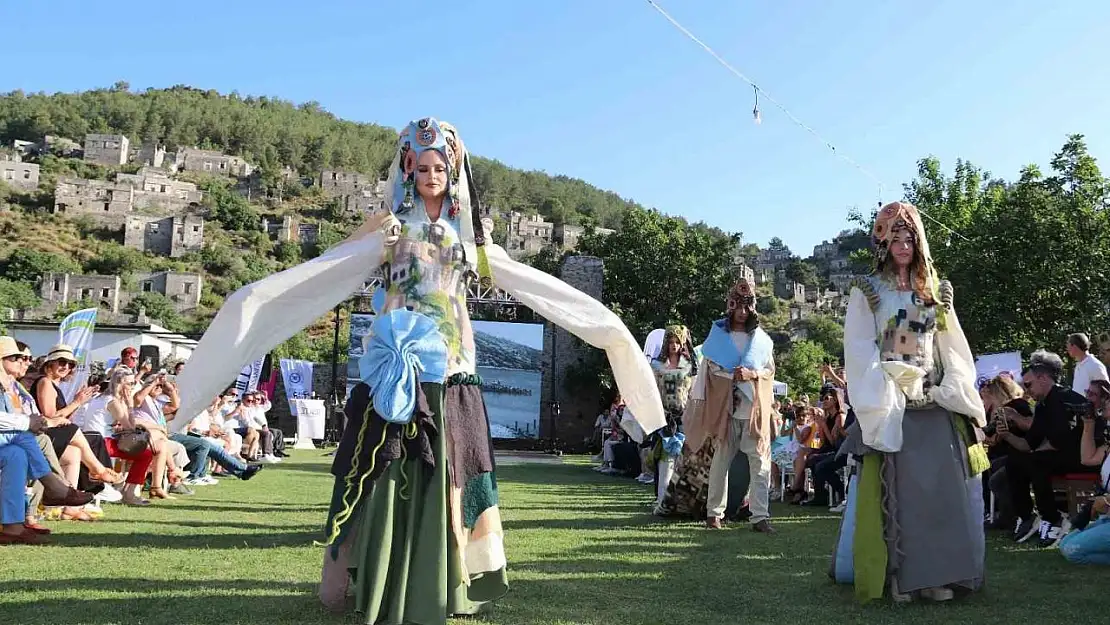 Fethiye'de geçmişin izleri günümüz modasıyla buluştu