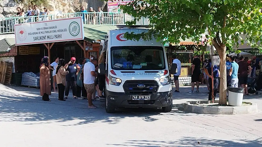 Fethiye Saklıkent Milli Parkı'nda korku dolu anlar