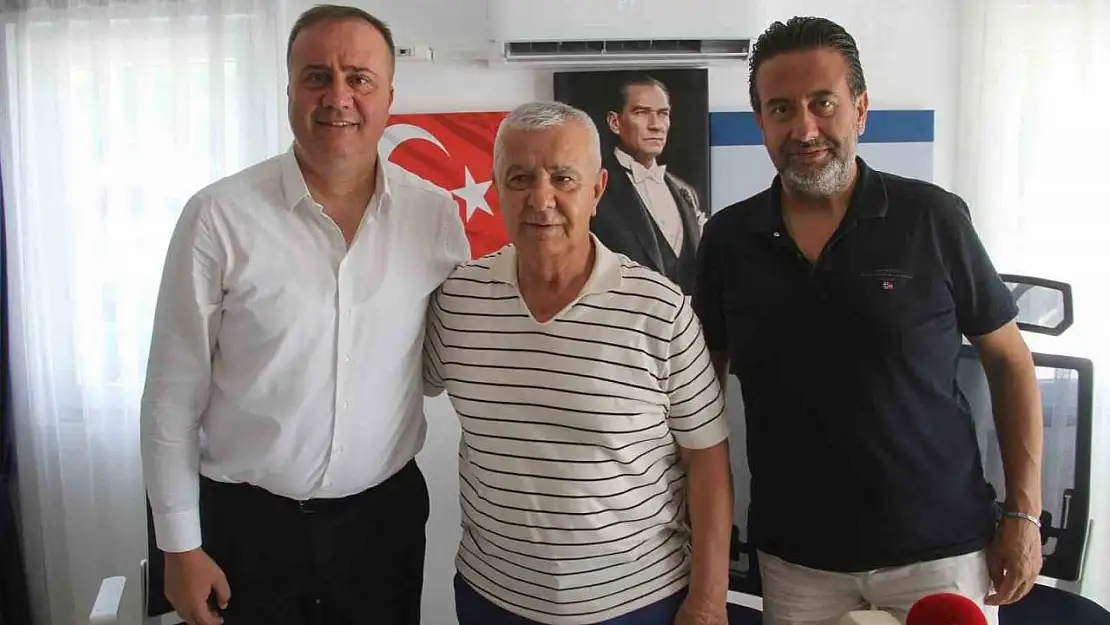 Fethiyespor, Teknik Direktör Dinçel'le 4 yıl daha devam edecek