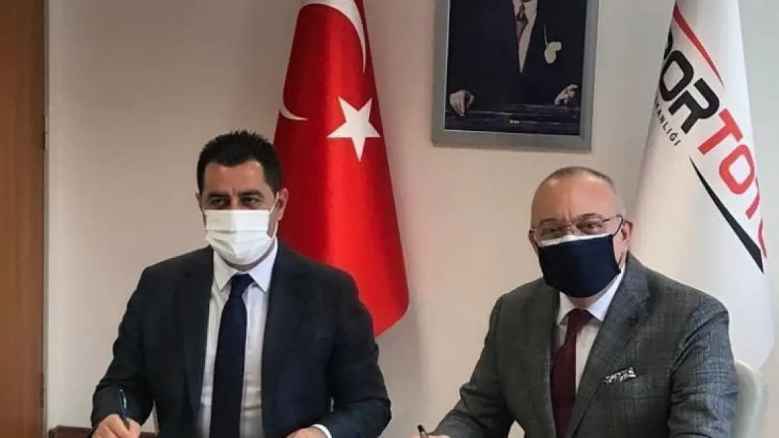 Fikri Bayrıl ve Tarık Almış Spor Tesisleri için imzalar atıldı