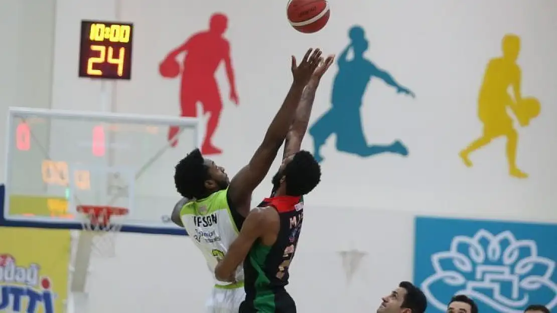 Frutti Extra Cup: Semt 77 Yalovaspor: 59 - Merkezefendi Belediyesi Basket: 56