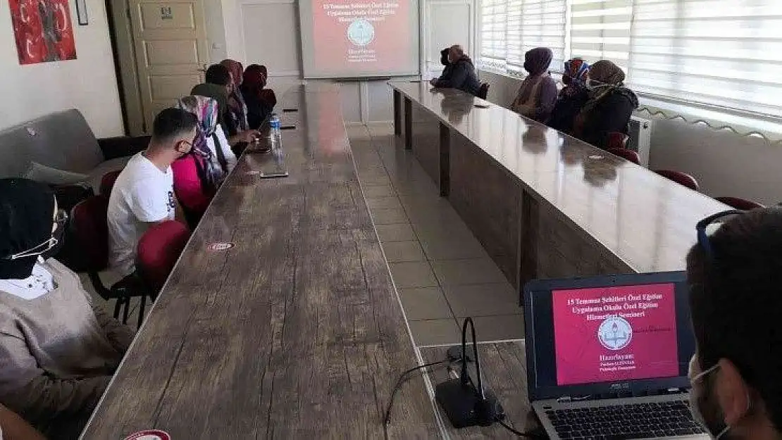 Gediz'de özel eğitim farkındalık semineri