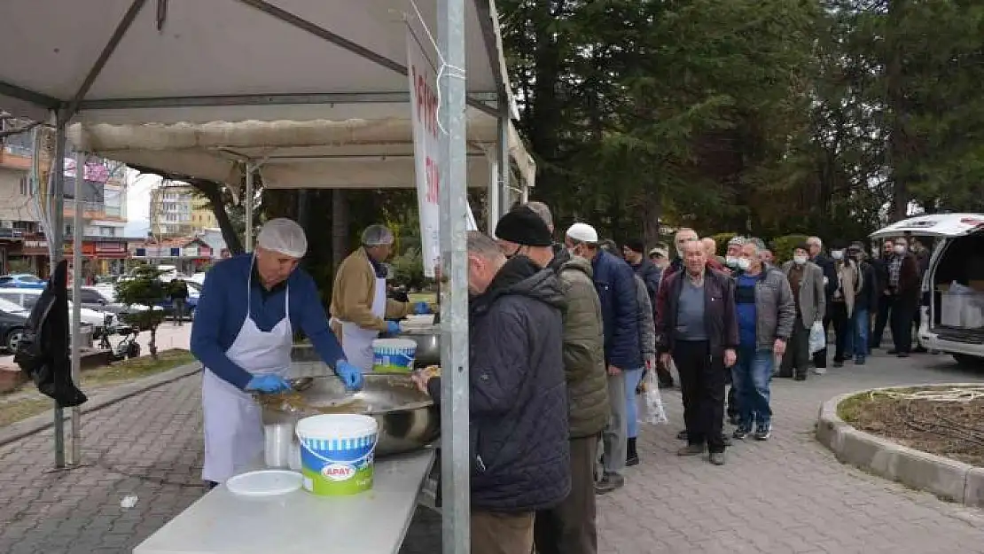 Gediz depreminde ölenler anıldı