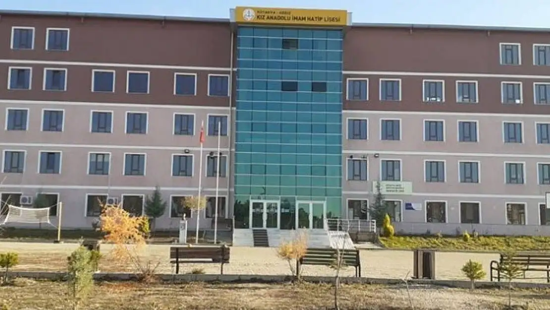 Gediz Kız Anadolu İmam Hatip Lisesi hiçe desteği almaya hak kazandı