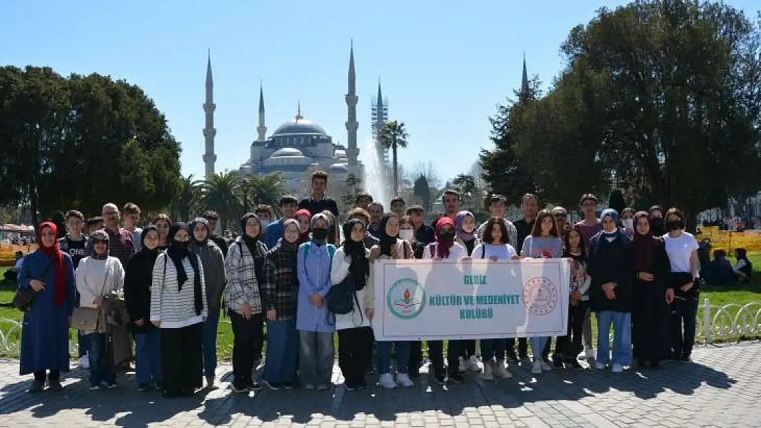 Gedizli öğrencilerden İstanbul gezisi