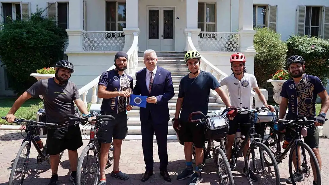 Gençlerin '30 Ağustos Zafer Turu' Ege Üniversitesinde tamamlandı