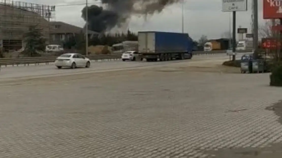 Geri dönüşüm tesisinde korkutan yangın