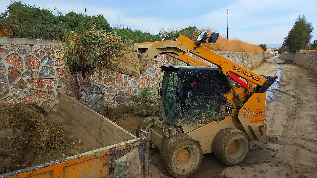 Germencik Belediyesi'nden 'taşkın önleme' temizliği