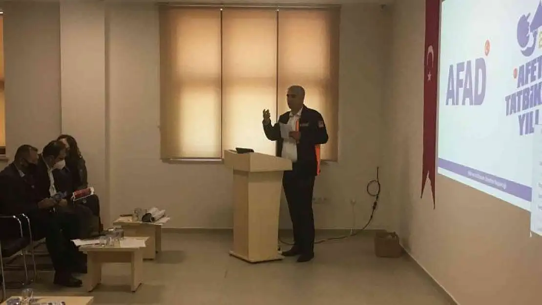 Germencik Yamantürk MYO'da 'Deprem Bilinci Konferansı' düzenlendi