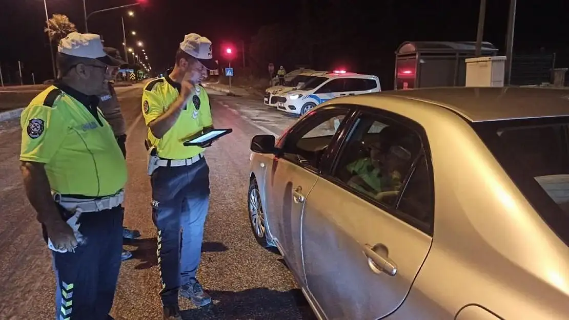 Gönen'de motosiklet ve araçlar denetlendi