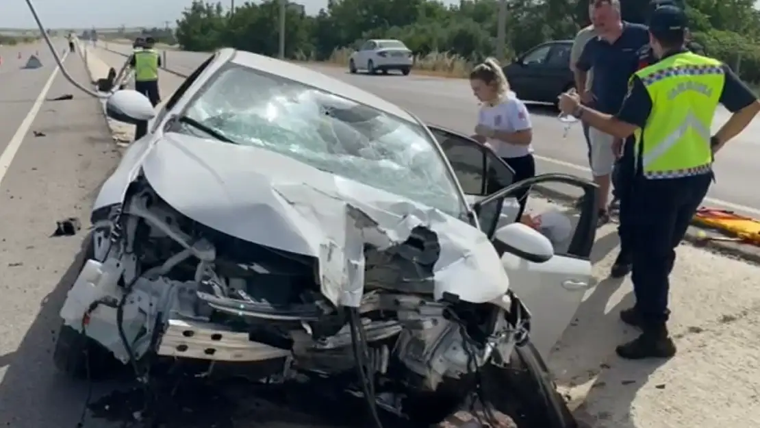 Gönen'de tek taraflı trafik kazası: 1 yaralı