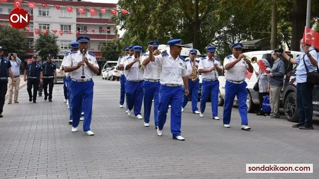 Gönen'in düşman işgalinden kurtuluşunun 99. yılı törenlerle kutlandı