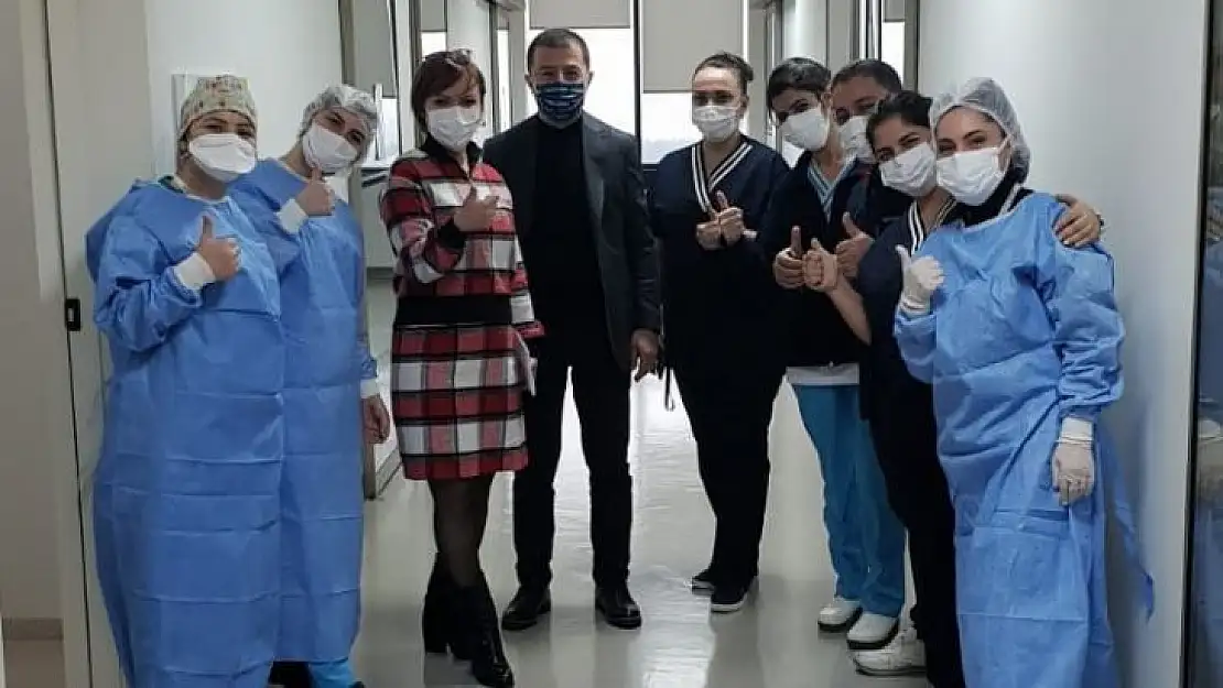 Gönül rahatlığı ile aşılarını oluyorlar
