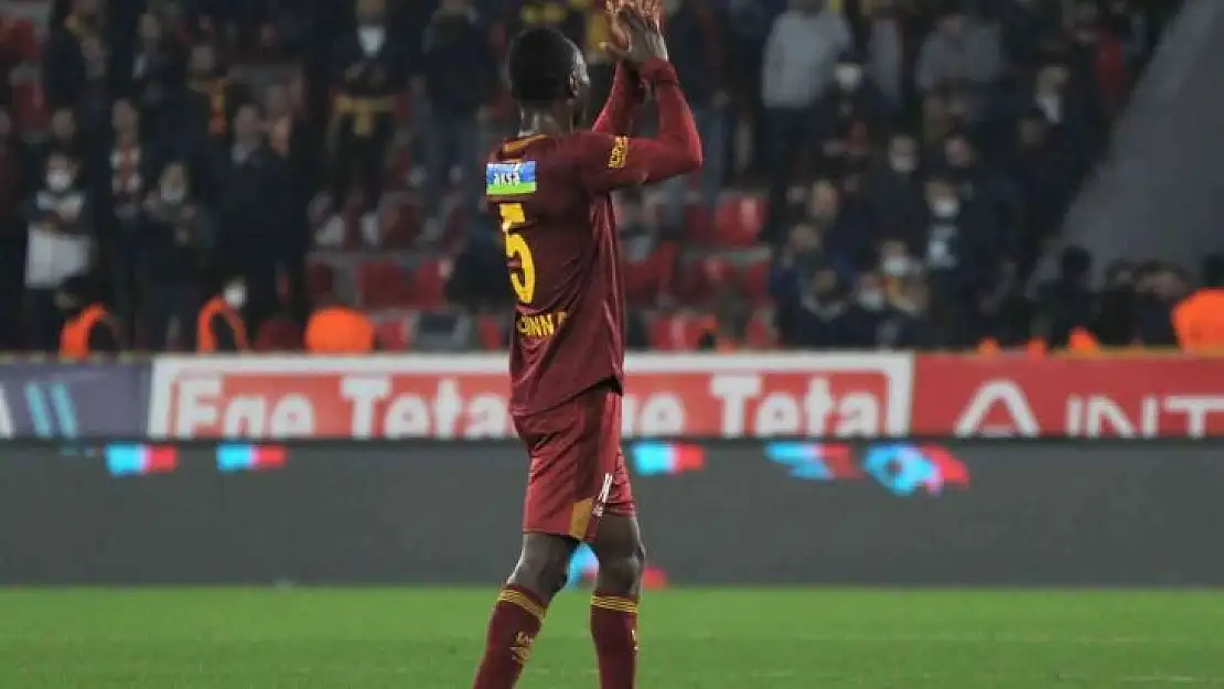 Göztepe'nin dinamosu: Obinna Nwobodo