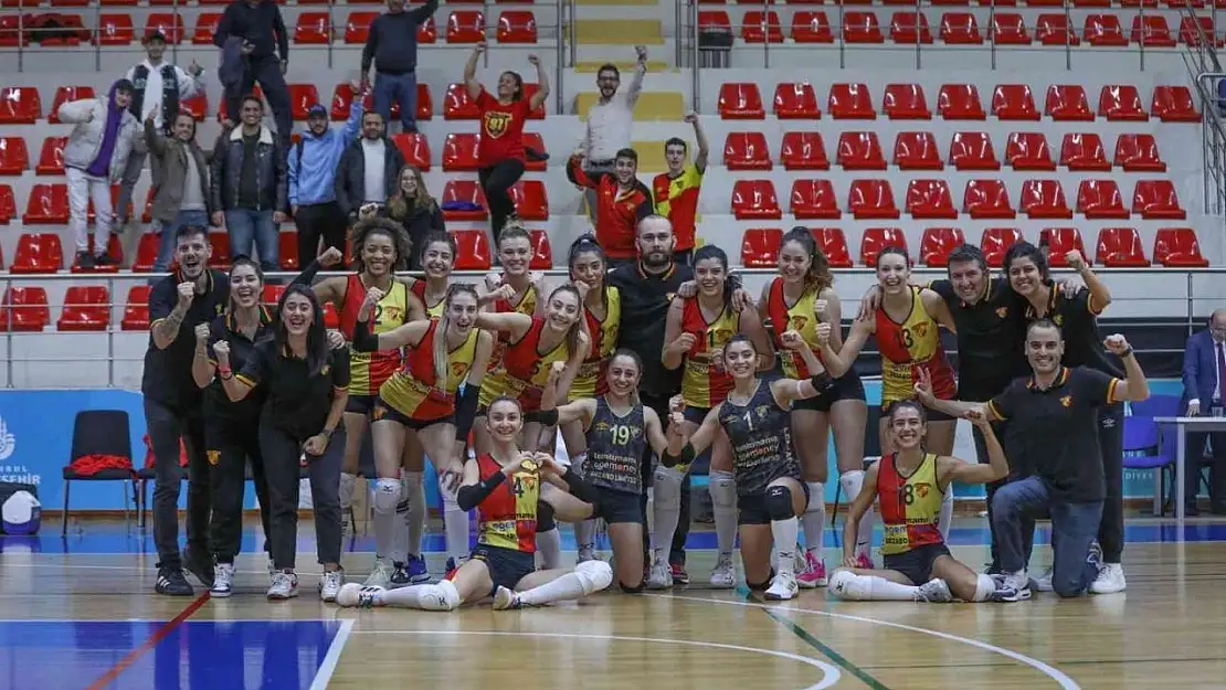 Göztepe Voleybol, deplasmanda güldü