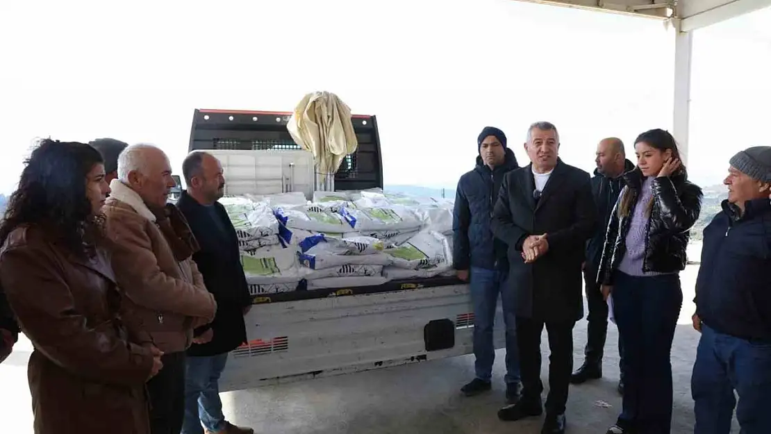Güzelbahçe Belediyesi'nden çiftçilere can suyu