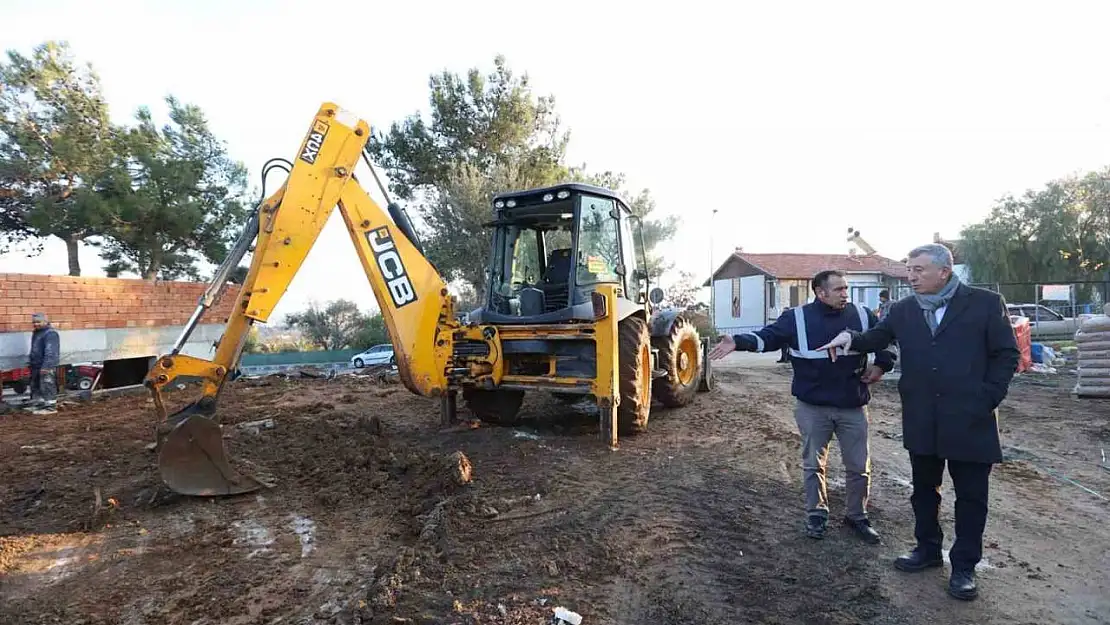 Güzelbahçe'de kentin her noktasında çalışmalar hızla sürüyor