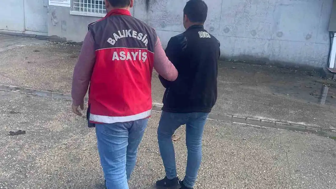 Hapis cezalı kaçaklara eş zamanlı operasyon!