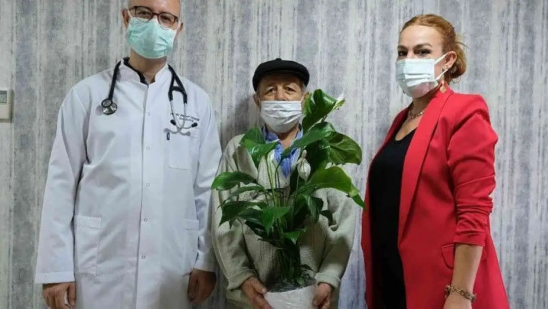 Hastadan doktor ve hastaneye 'hayat teşekkürü'